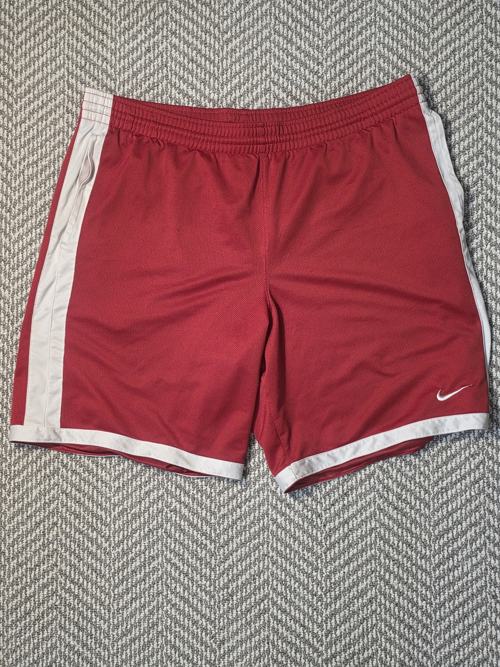 Nike Men's Cash 2.0 Red White Mesh Basketball Shorts Size XL
